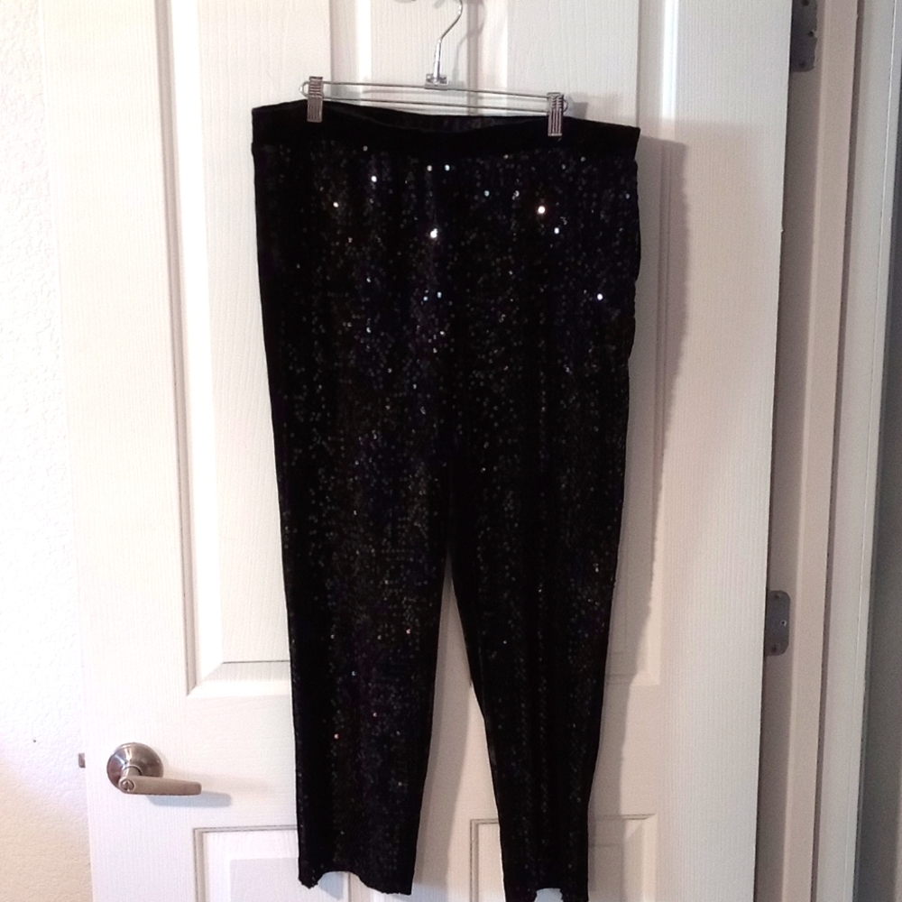 CHICO'S BLACK VELVET & SEQUIN PANTS 4 = size 18